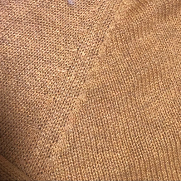 ๐ผ Butterscotch Cable Knit Sweater ๐ผ - Picture 3 of 13